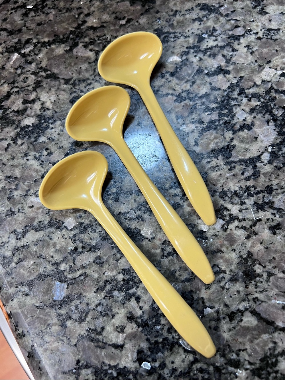Tupperware Vintage Mini Serving -Ladle Spoon Set of 3 in Harvest Gold